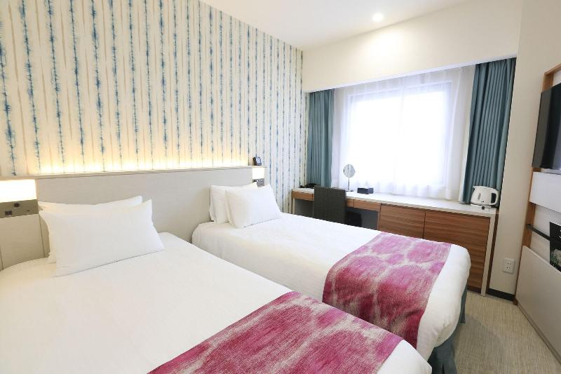 Deluxe Triple Room, Larimar Hotel & Resort