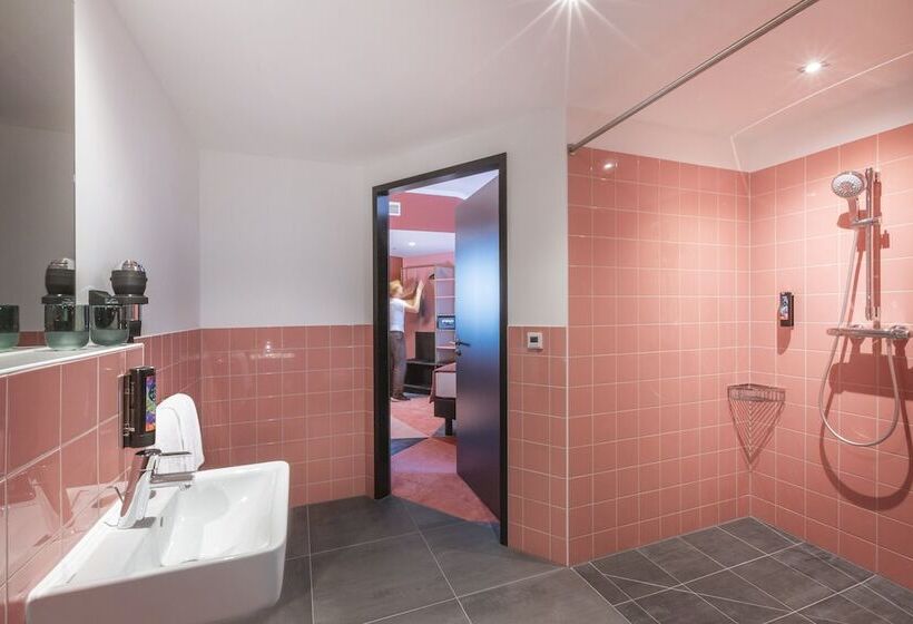 标准间, Holiday Inn   The Niu, Loco Munich North, An Ihg