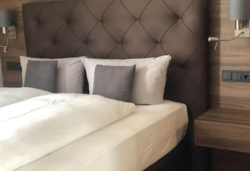 Номер бизнес-класса, Intergroup Business & Design Hotel Ingolstadt