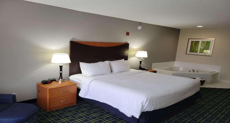 Люкс Кровать Кинг, Best Western Louisville South   Shepherdsville