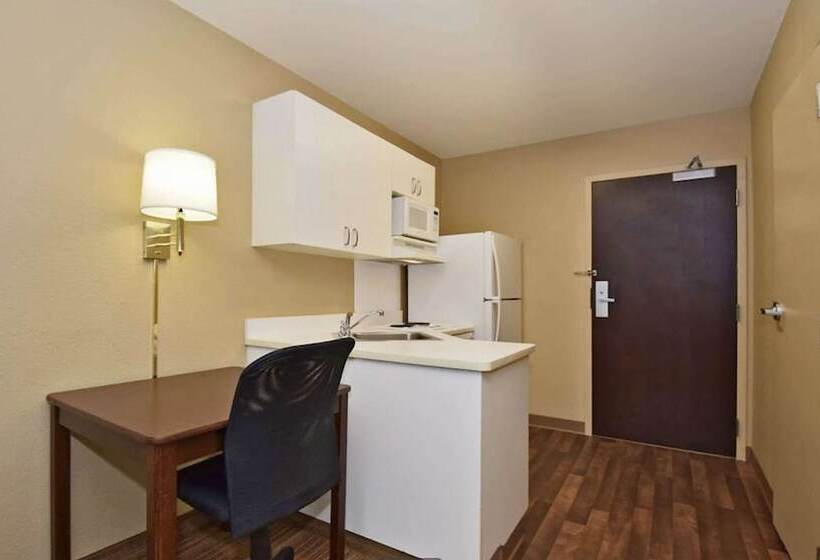 Люкс Адаптированный для Инвалидов, Suburban Studios Minneapolis Bloomington