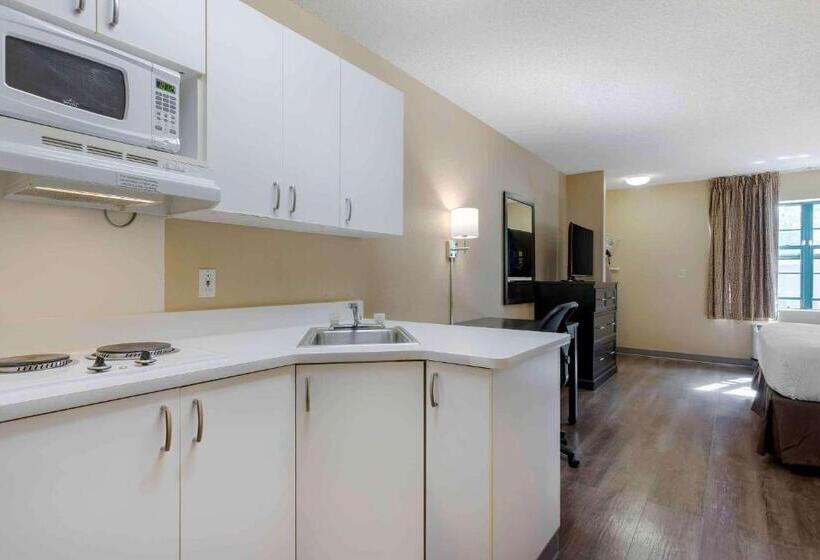 Студио Стандарт Кровать Кинг, Extended Stay America Suites  Pleasant Hill  Buskirk Ave