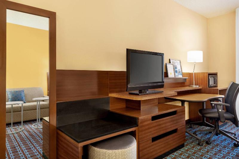 스탠다드 룸 킹사이즈 침대, Fairfield Inn Roseville
