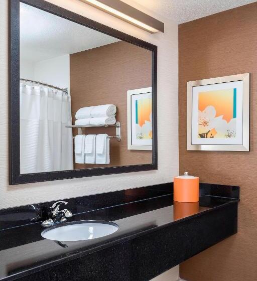 Номер Стандарт, Fairfield Inn & Suites Mansfield Ontario