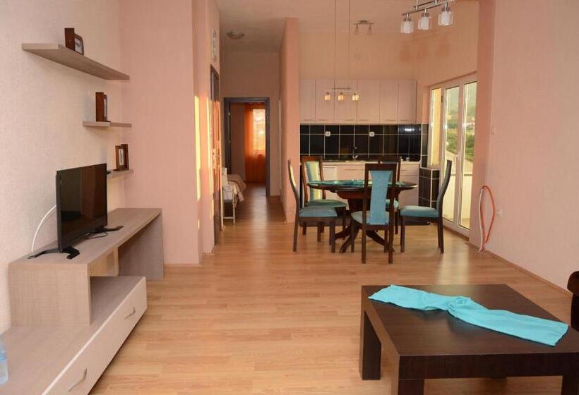 آپارتمان 1 خوابه با بالکن, Villa Grand Bitola