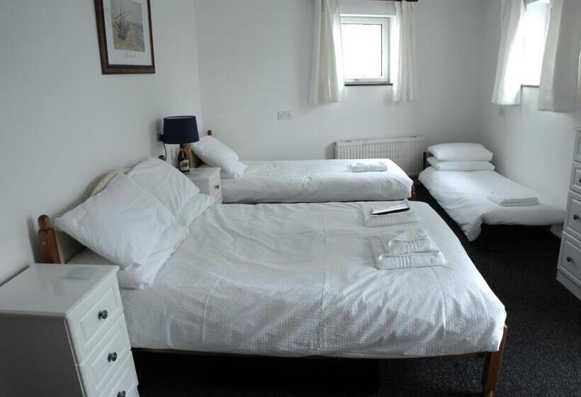 Четырехместный Номер Стандарт, Elnor Guest House