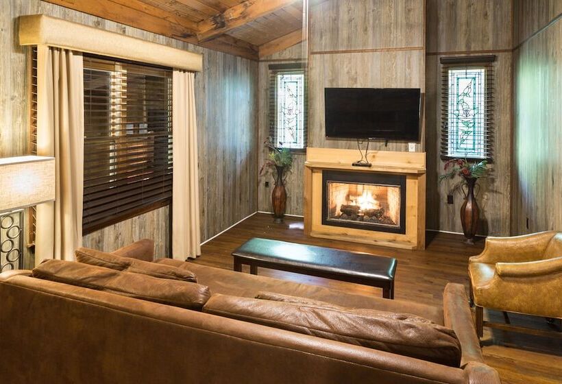 Хижина Deluxe, Forrest Hills Mountain Resort