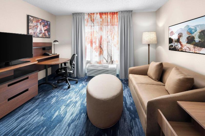 Люкс Кровать Кинг, Fairfield Inn & Suites Denver Airport