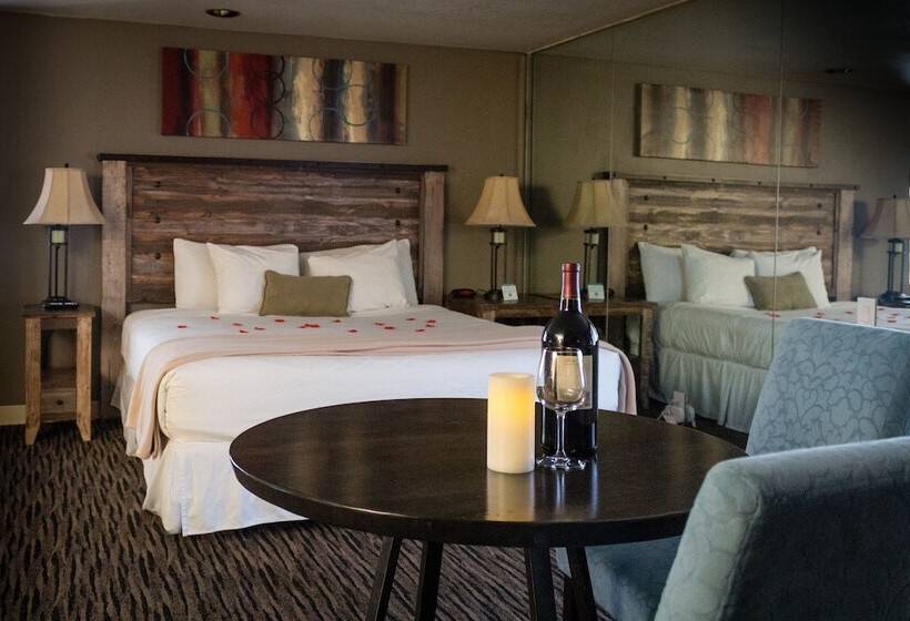 Suite, Postmarc Hotel And Spa Suites