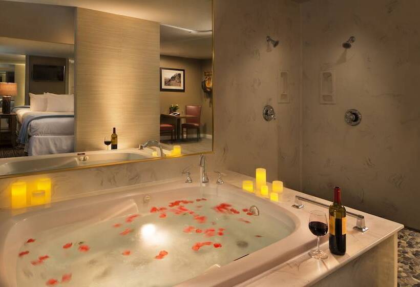Deluxe Kamer met Kingsize Bed, Postmarc Hotel And Spa Suites