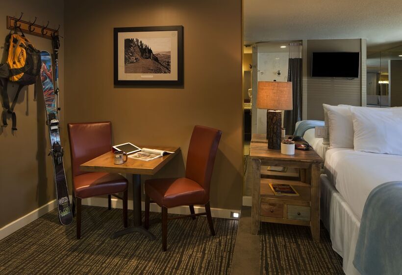 Deluxe Kamer met Kingsize Bed, Postmarc Hotel And Spa Suites