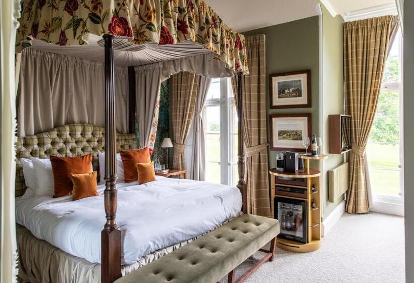 Полулюкс, Schloss Roxburghe, Part Of Destination By Hyatt