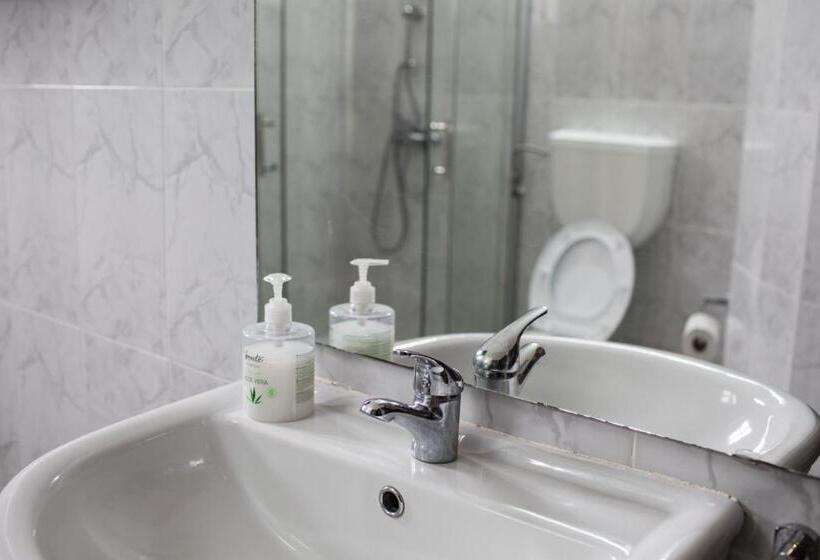اتاق لوکس, Praia Accommodation
