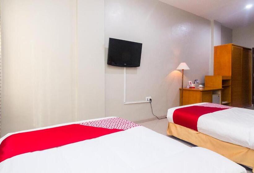 Quarto Deluxe, Capital O 1867 Kara Guest House