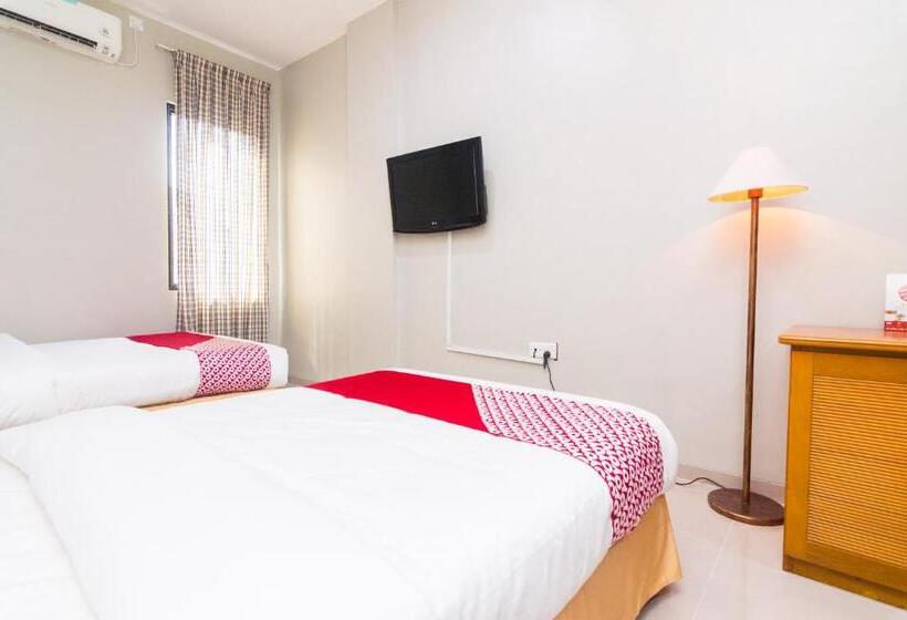Номер Deluxe, Capital O 1867 Kara Guest House