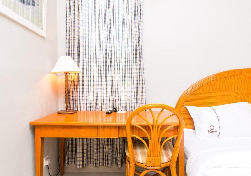 Номер Стандарт, Capital O 1867 Kara Guest House