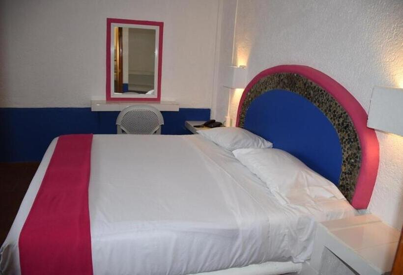 חדר סטנדרט יחיד, Pachuca Inn