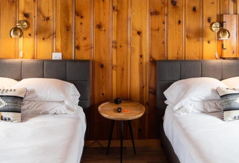 Family Suite, The Nightingale Motel