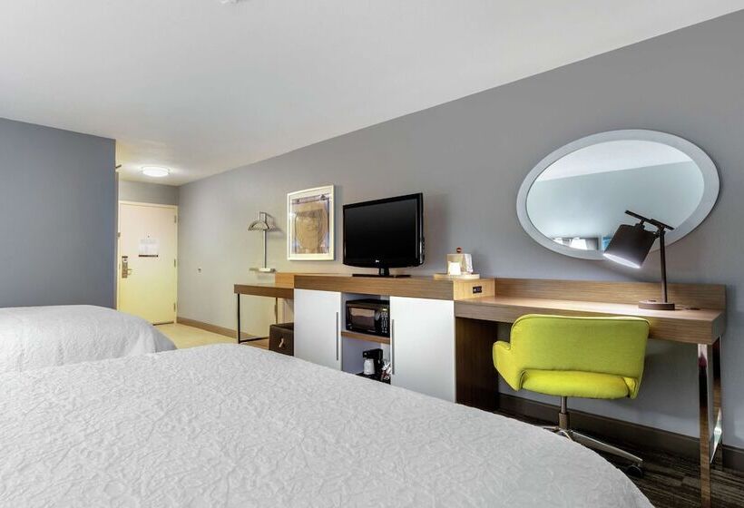 Номер Стандарт 2 Двуспальные Кровати, Hampton Inn Brookhaven