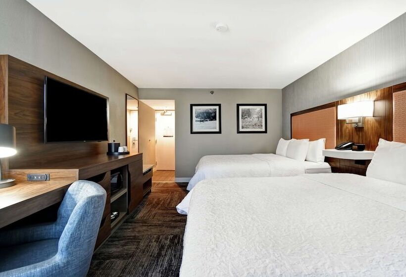带2个双人床的标准工作室, Hampton Inn I75 Lexington/hamburg Area