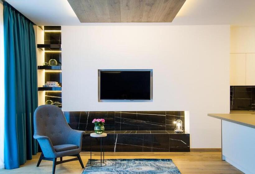 Apartamento 2 Dormitórios, Pinacota Suites Athens