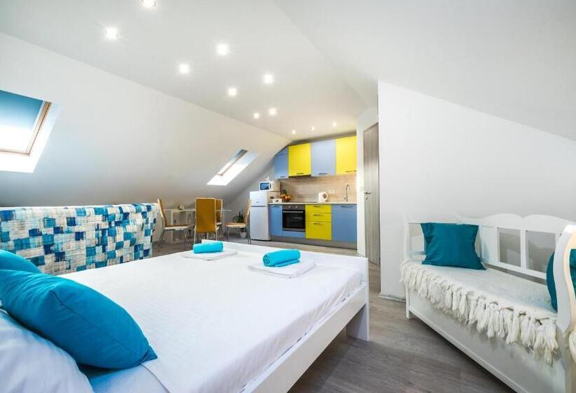 استودیوی استاندارد, Apartments Sunshine Home