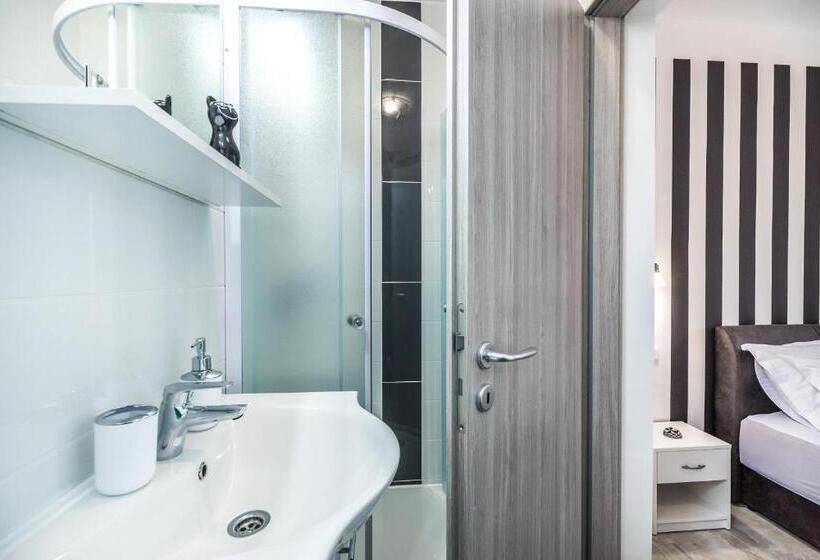 اتاق استاندارد با بالکن, Apartments Sunshine Home