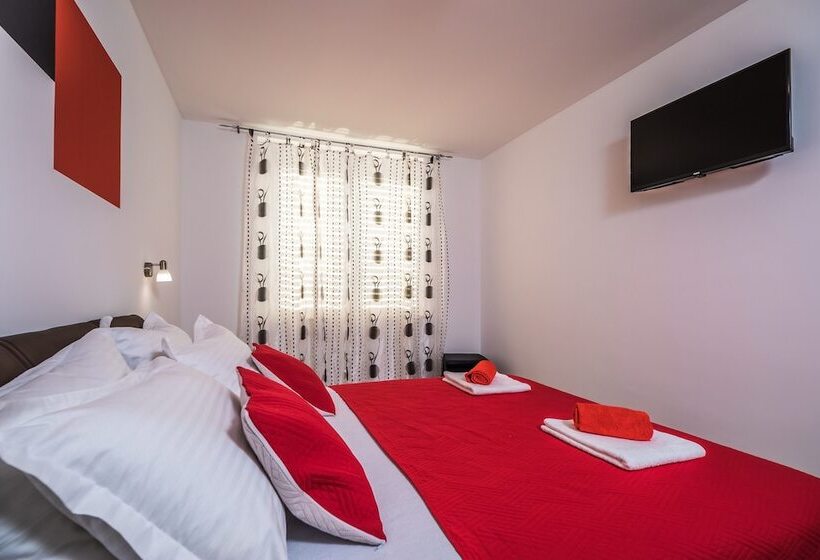 آپارتمان 2 خوابه با چشم‌انداز دریا, Apartments Sunshine Home