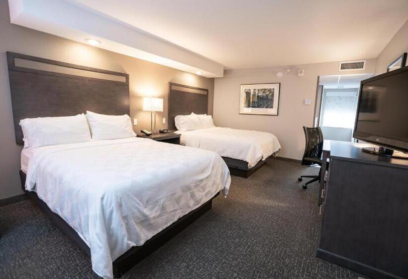 Номер Стандарт Адаптированный для Инвалидов, Holiday Inn Kearney, An Ihg