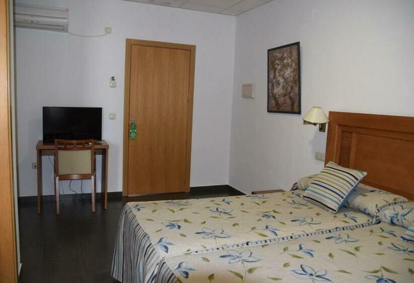 스탠다드 룸, Hostal Restaurante San Isidro