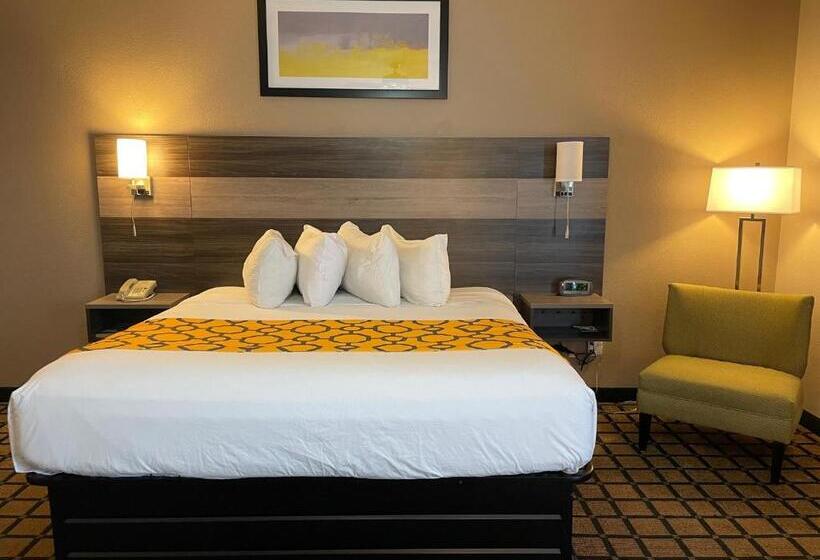 Люкс Deluxe Кровать Кинг, Baymont By Wyndham West Plains