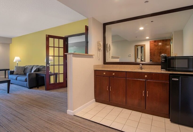 Люкс, Holiday Inn Express Stony Brook Long Island, An Ihg