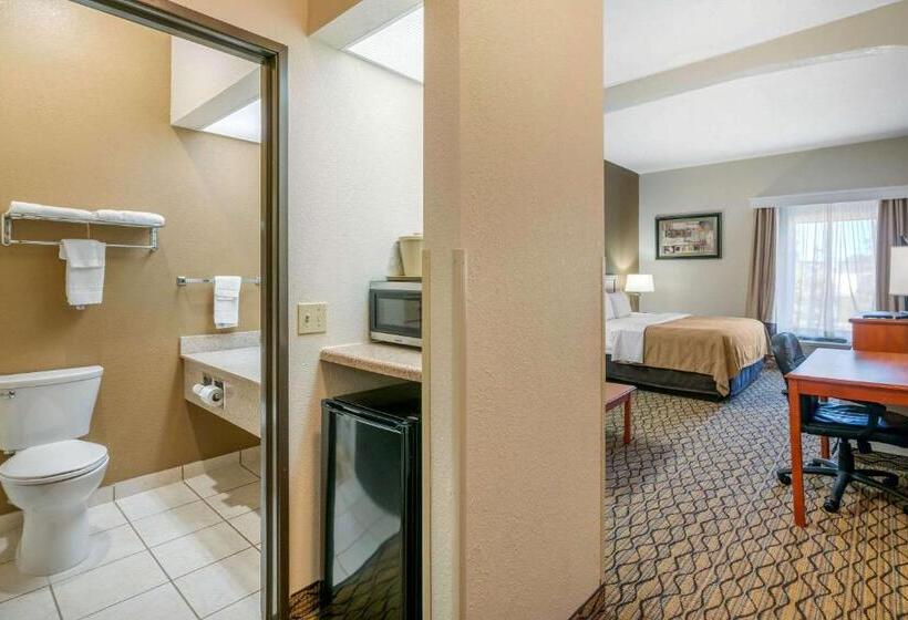Стандартный Номер Кровать Кинг, Quality Inn & Suites Jefferson City
