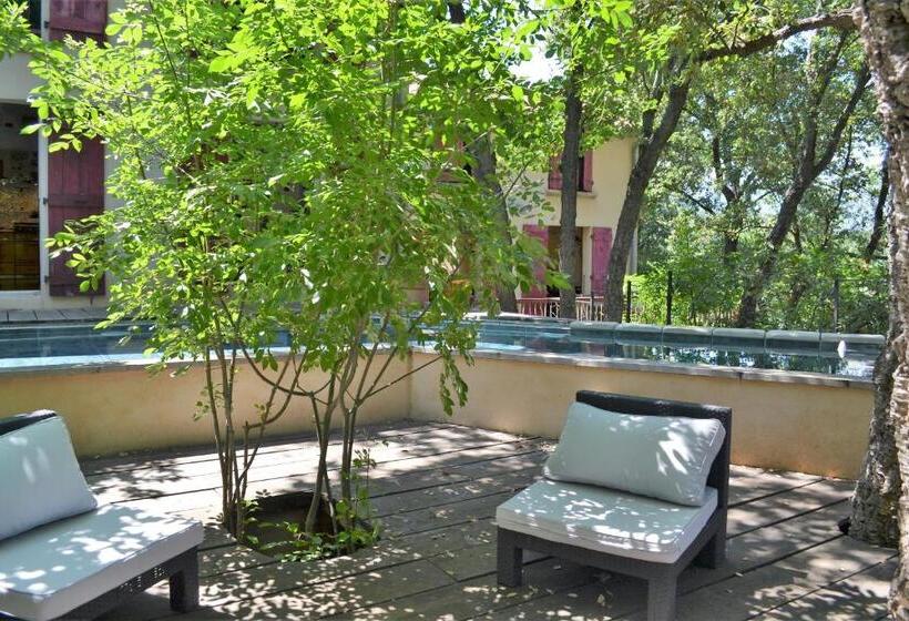 غرفة قياسية مطلّة علي البحر, Maison De La Vigne