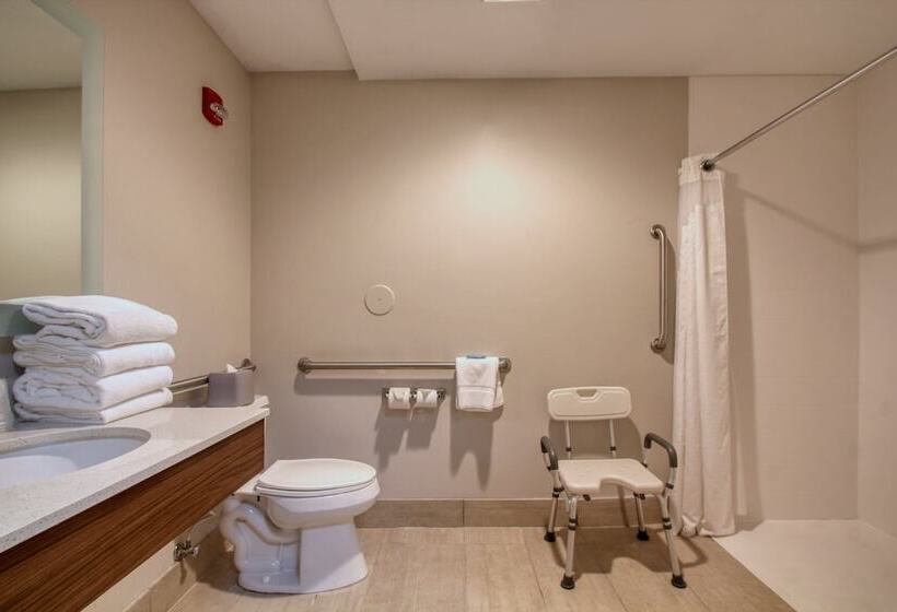 Люкс, Holiday Inn Express Hotel & Suites Oshkosh   State Route 41, An Ihg