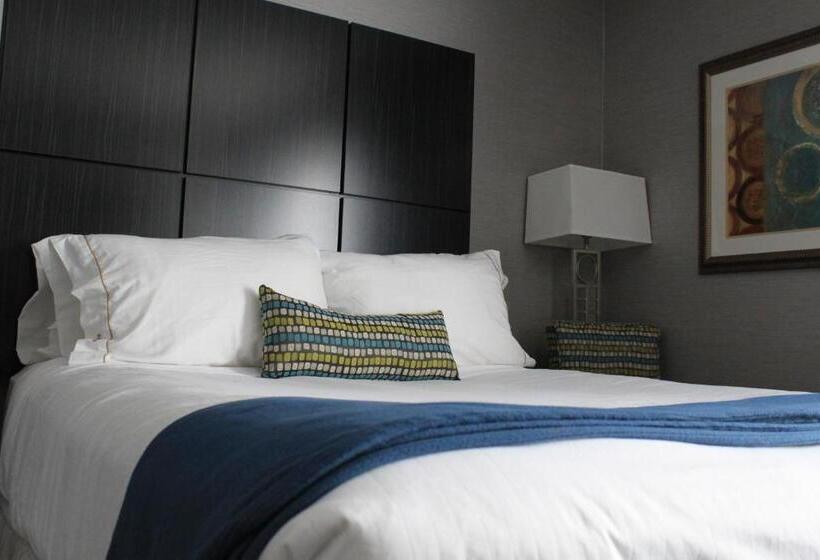 Люкс Кровать Кинг, Holiday Inn Express Janesville I 90 & Us Highway 14, An Ihg