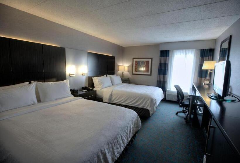 Номер Стандарт Адаптированный для Инвалидов, Holiday Inn Express Janesville I 90 & Us Highway 14, An Ihg