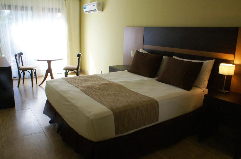 Quarto Estandar, Holiday Inn Houston Intercontinental Airport, An Ihg