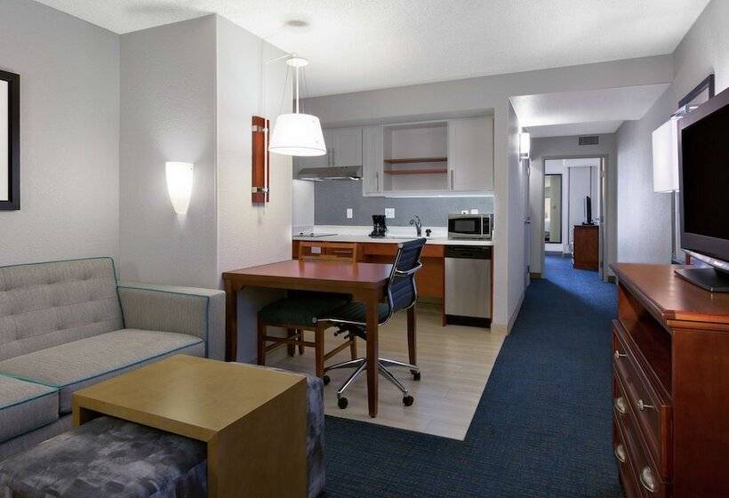 带大床的套房, Homewood Suites By Hilton Seattle Downtown