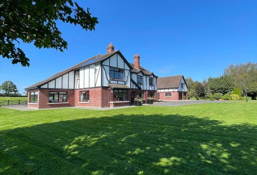 Трехместный Номер Базовый, Greenfields Country House