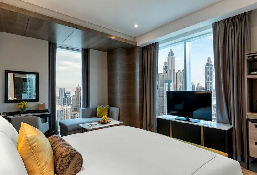 Номер Superior, Taj Jumeirah Lakes Towers