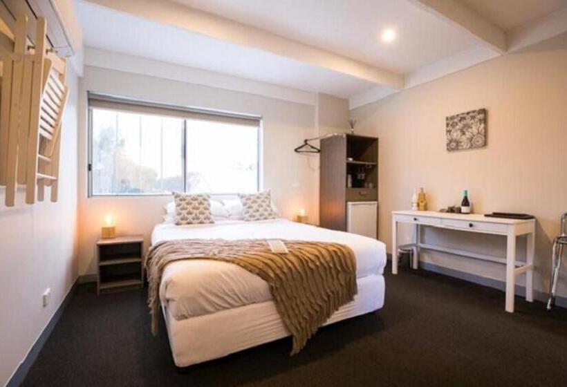 디럭스 룸, Heathcote Inn