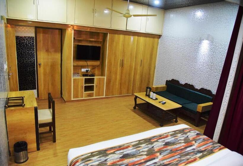 Family Suite, Bamboo Castle