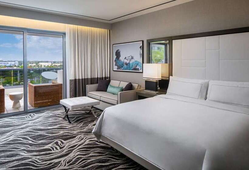스탠다드 룸 킹사이즈 침대, The Inn At Saratoga, Tapestry Collection By Hilton