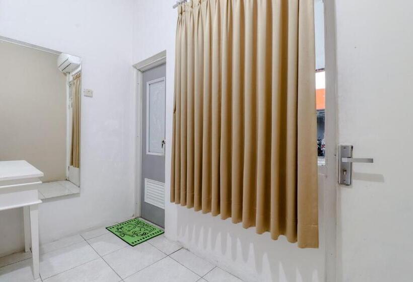 اتاق استاندارد, Ratu Guesthouse