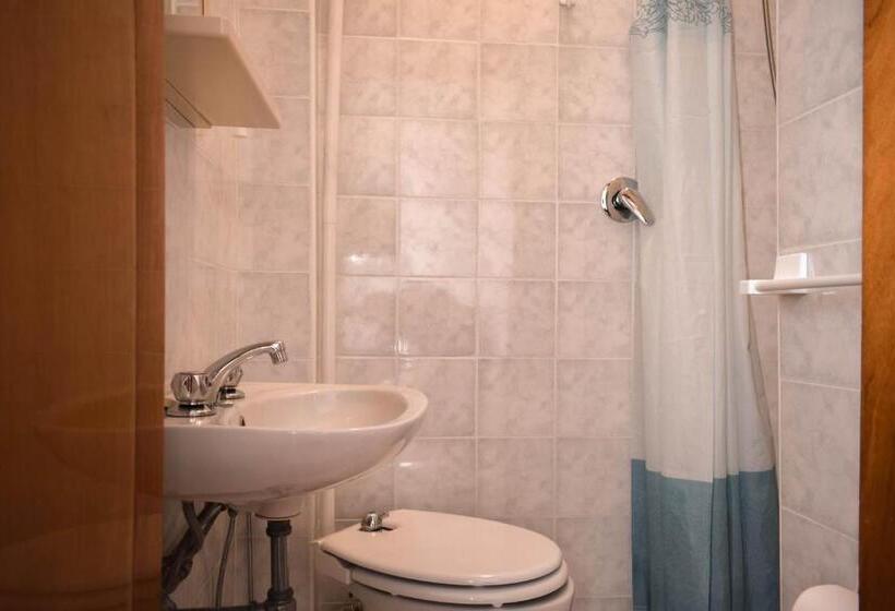 Quarto Estandar com Sacada, Zeus