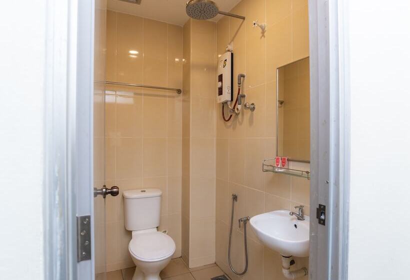 Family Suite, Bluewater Hotel 2 By Oyo Rooms