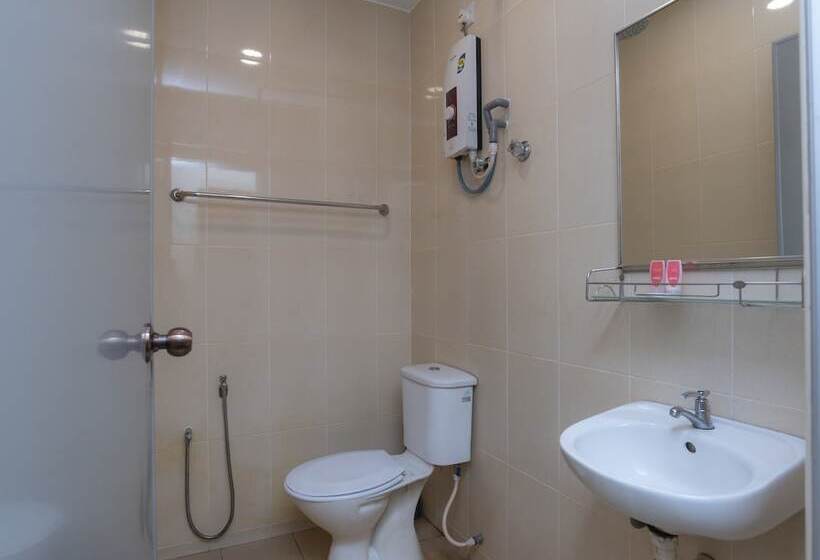 Номер Стандарт, Bluewater Hotel 2 By Oyo Rooms