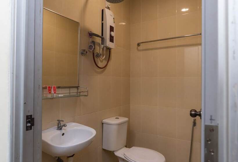 Номер Стандарт, Bluewater Hotel 2 By Oyo Rooms