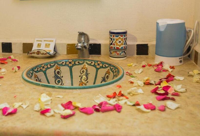Chambre Supérieure Lit King Size, Riad Zina Fes   Elegance In The Heart Of Fes
